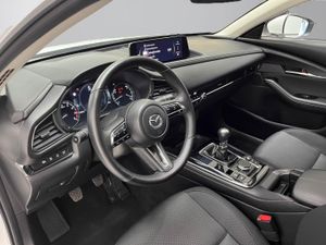 Mazda CX-30 2.5L e-SKYACTIV G MHEV 103kW (140CV) 6MT FWD Centre-line   - Foto 17