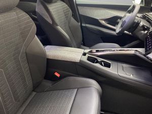 Peugeot 3008 Hybrid 1.2 107KW Allure eDCS6   - Foto 15