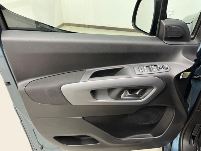 Citroën Berlingo Talla M Plus Diésel 100CV Manual M1   - Foto 22