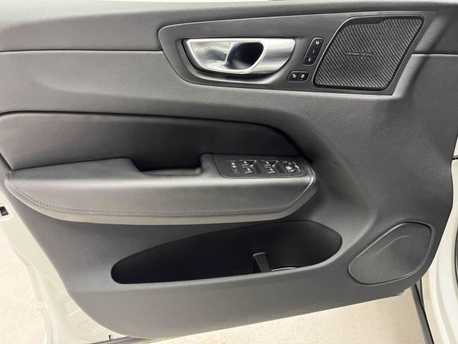 Volvo XC60 2.0 T6 AWD Recharge Ultra Dark Auto   - Foto 16
