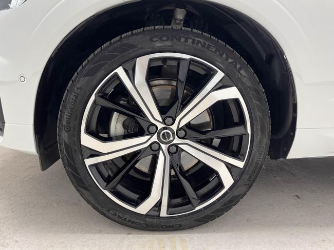 Volvo XC60 2.0 T6 AWD Recharge Ultra Dark Auto   - Foto 30