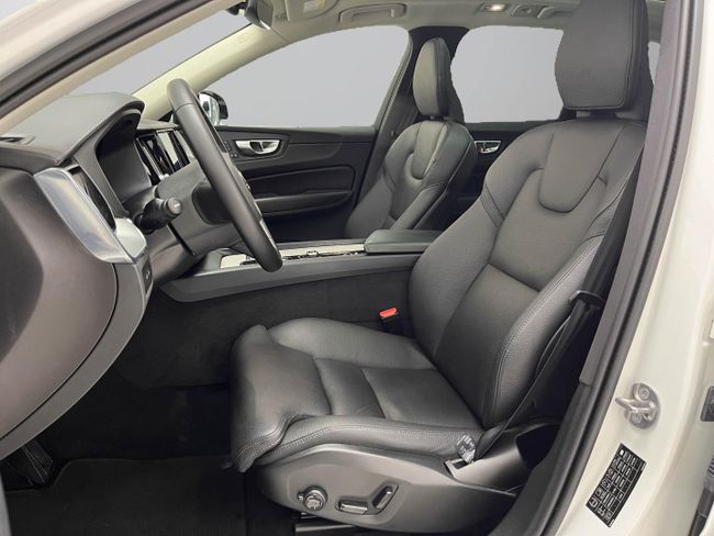 Volvo XC60 2.0 T6 AWD Recharge Ultra Dark Auto   - Foto 12