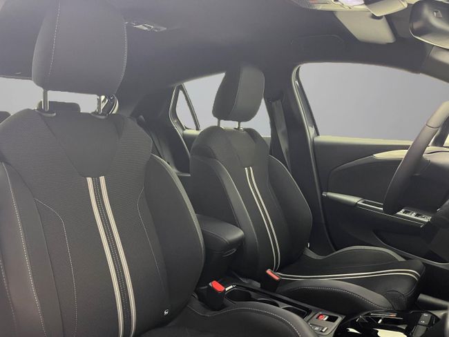 Opel Corsa 1.2T XHLHybrid 81kW GS eDCT   - Foto 17