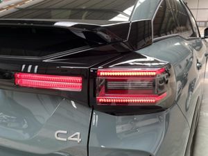 Citroën C4 Hybrid 145 ë-DCS6 Max   - Foto 20