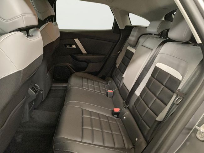 Citroën C4 Hybrid 145 ë-DCS6 Max   - Foto 11