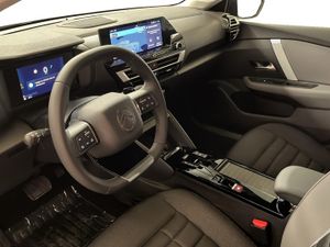 Citroën C4 Hybrid 145 ë-DCS6 Collection   - Foto 9