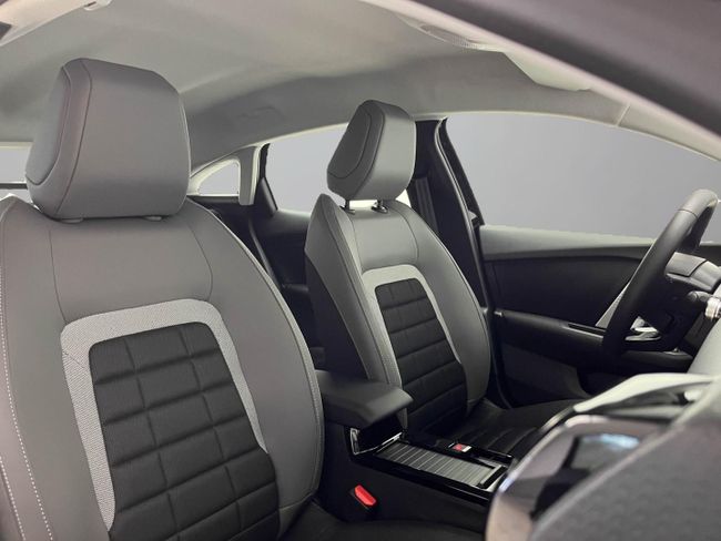 Citroën C4 Hybrid 145 ë-DCS6 Business Edition   - Foto 23