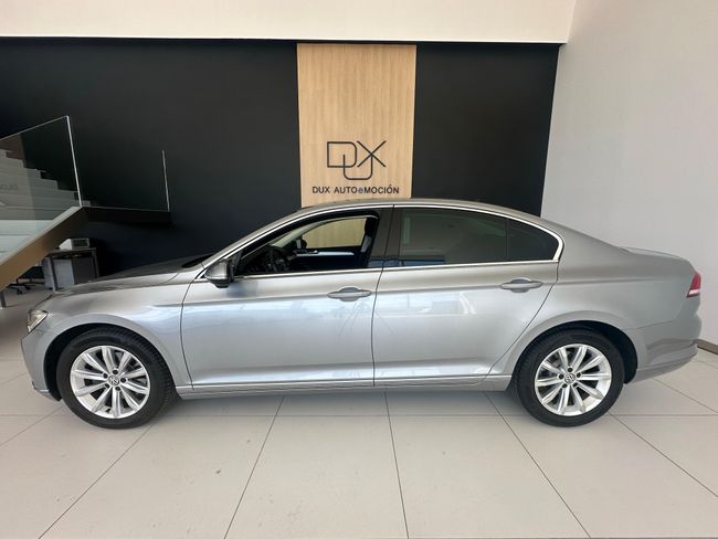 Volkswagen Passat Advance 2.0 TDI 110kW 150CV DSG 4p.   - Foto 7