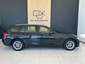 BMW Serie 3 318d Touring 5p   - Foto 5