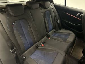 BMW Serie 1 M 118d 5p 150 CV   - Foto 29