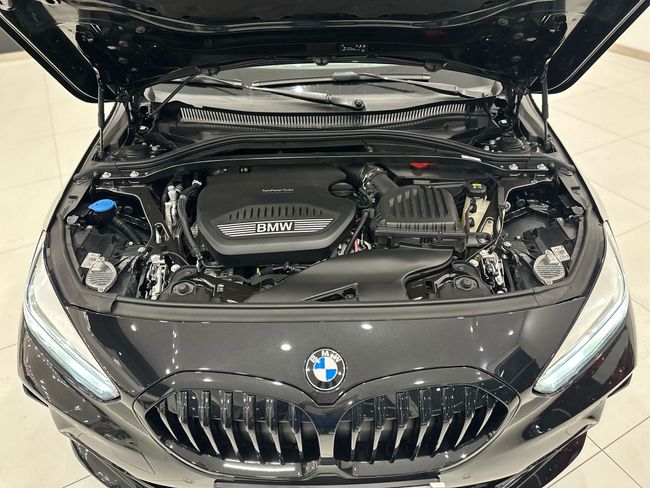 BMW Serie 1 M 118d 5p 150 CV   - Foto 11