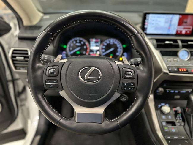 Lexus NX 300 2.5 LUXURY 4x4 197 CV   - Foto 15