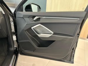 Audi Q3 SPORTBACK 45 TFSI SLINE  245 CV   - Foto 32