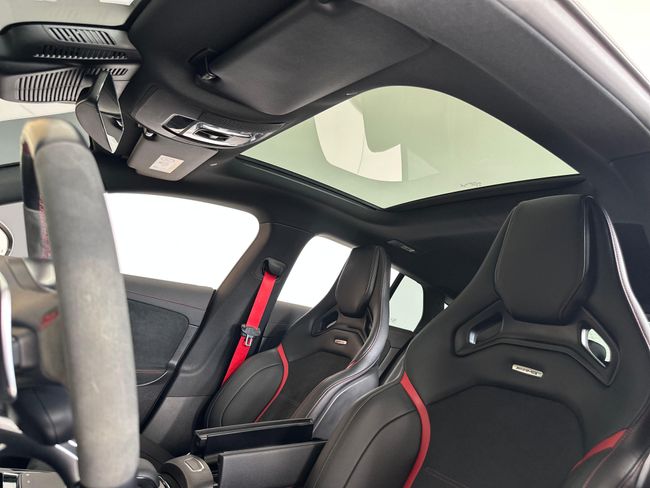 Mercedes Clase CLA AMG 35 MHEV 4MATIC 306 CV   - Foto 31