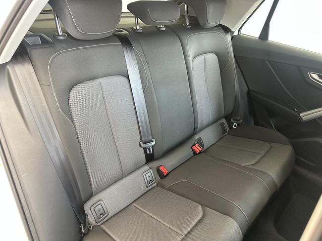 Audi Q2 35 TFSI BLACKLINE STRONIC 150 CV   - Foto 30