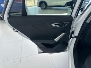 Audi Q2 35 TFSI BLACKLINE STRONIC 150 CV   - Foto 32