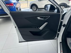 Audi Q2 35 TFSI BLACKLINE STRONIC 150 CV   - Foto 33
