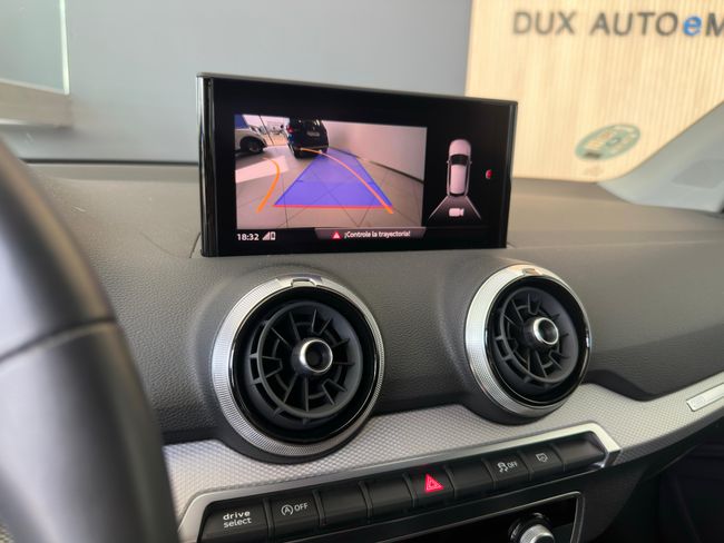 Audi Q2 35 TFSI BLACKLINE STRONIC 150 CV   - Foto 19