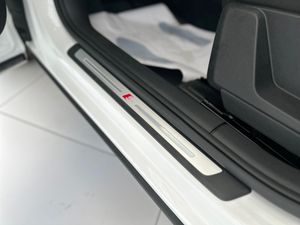 Audi Q2 35 TFSI BLACKLINE STRONIC 150 CV   - Foto 14