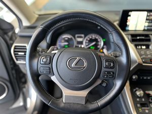 Lexus NX 300 2.5 F PREMIUM 4x2 197 CV   - Foto 15