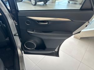 Lexus NX 300 2.5 F PREMIUM 4x2 197 CV   - Foto 34