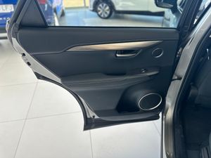 Lexus NX 300 2.5 F PREMIUM 4x2 197 CV   - Foto 33