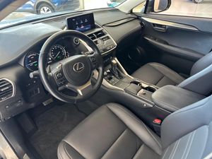 Lexus NX 300 2.5 F PREMIUM 4x2 197 CV   - Foto 20