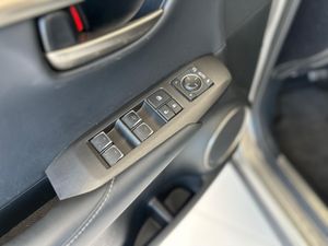 Lexus NX 300 2.5 F PREMIUM 4x2 197 CV   - Foto 22