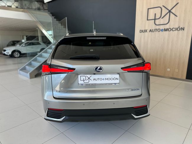 Lexus NX 300 2.5 F PREMIUM 4x2 197 CV   - Foto 9