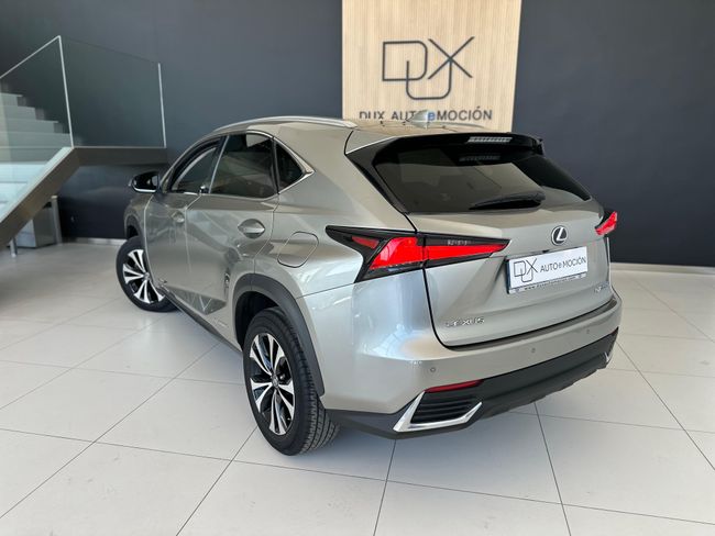 Lexus NX 300 2.5 F PREMIUM 4x2 197 CV   - Foto 3