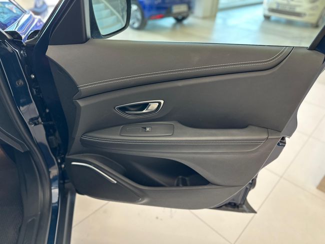 Renault Grand Scénic TECHNO TCe EDC 140 CV   - Foto 31
