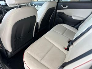 Hyundai Kona HYUNDAI Kona 1.6 GDI HEV Tecno Red DCT   - Foto 33