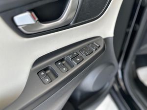 Hyundai Kona HYUNDAI Kona 1.6 GDI HEV Tecno Red DCT   - Foto 25