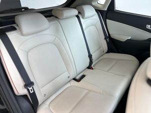 Hyundai Kona HYUNDAI Kona 1.6 GDI HEV Tecno Red DCT   - Foto 34