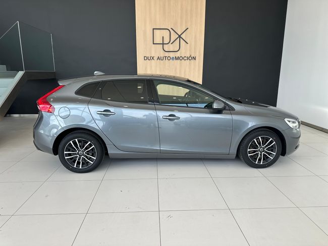 Volvo V40 VOLVO V40 2.0 D2 BLACK LINE   - Foto 4