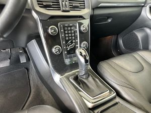 Volvo V40 VOLVO V40 2.0 D2 BLACK LINE   - Foto 13