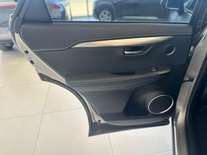 Lexus NX LEXUS NX 2.5 300h Executive Navigation 4WD   - Foto 37