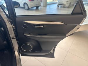 Lexus NX LEXUS NX 2.5 300h Executive Navigation 4WD   - Foto 36
