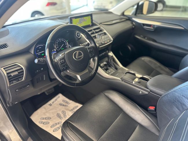 Lexus NX LEXUS NX 2.5 300h Executive Navigation 4WD   - Foto 17
