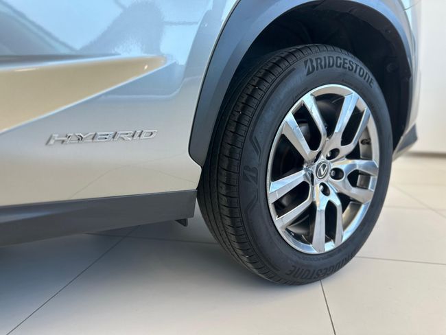 Lexus NX LEXUS NX 2.5 300h Executive Navigation 4WD   - Foto 24