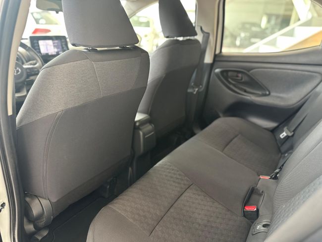 Toyota Yaris 1.5 120H Style   - Foto 27