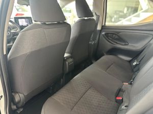 Toyota Yaris 1.5 120H Style   - Foto 27