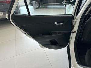 Kia Stonic KIA Stonic 1.0 TGDi MHEV Drive DCT   - Foto 28
