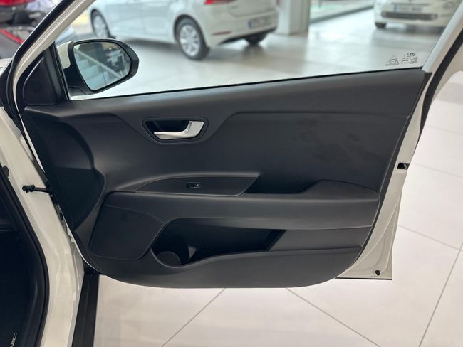 Kia Stonic KIA Stonic 1.0 TGDi MHEV Drive DCT   - Foto 27