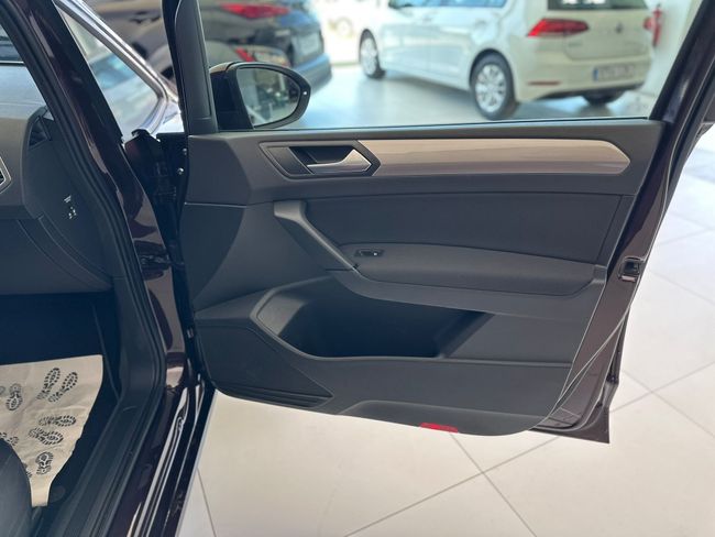 Volkswagen Touran VOLKSWAGEN Touran Business Navi 1.6 TDI   - Foto 27