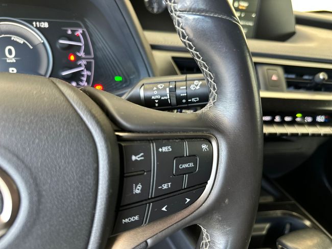 Lexus UX LEXUS UX 2.0 250h Premium 4WD   - Foto 23