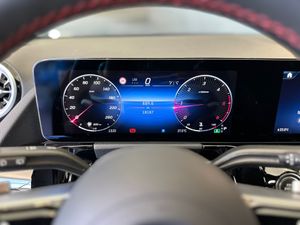 Mercedes GLA MERCEDES-BENZ GLA GLA 200 D   - Foto 21