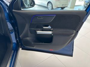 Mercedes GLA MERCEDES-BENZ GLA GLA 200 D   - Foto 40