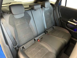 Mercedes GLA MERCEDES-BENZ GLA GLA 200 D   - Foto 36