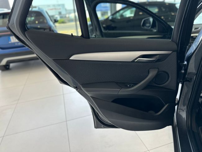 BMW X2 BMW X2 sDrive18dA Business   - Foto 32